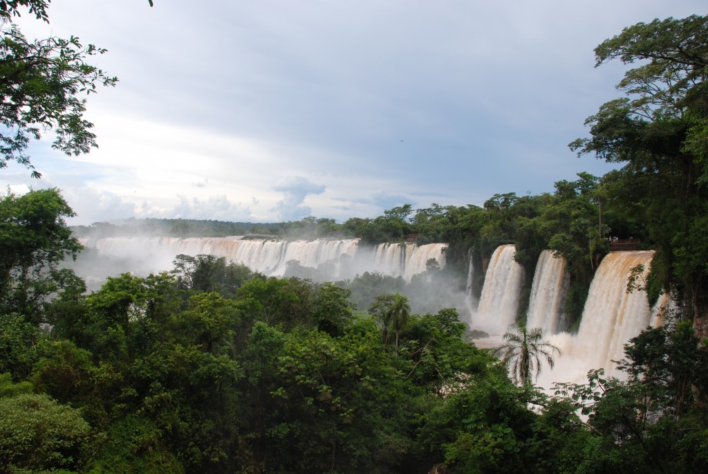 Spectacle de bruits et d'images ahurissant, le récit de notre visite aux chutes d'Iguazu sur Eldoradonews !