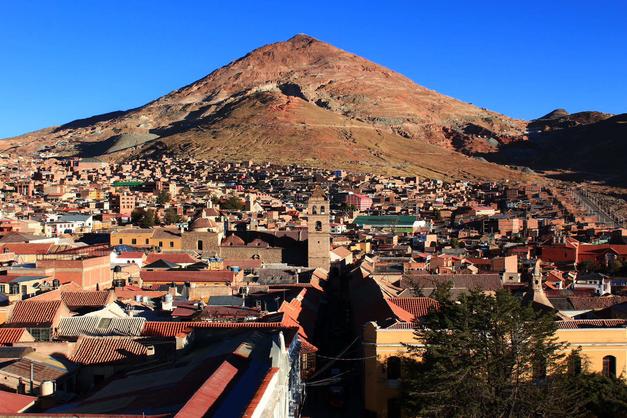 Splendeur et décadence de Potosi : la montagne maudite