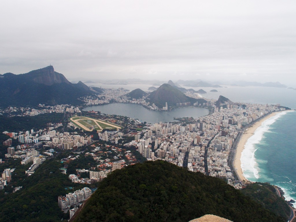 Dernière étape de notre périple, Eldoradonews débarque à Rio de Janeiro, rêveuse insoumise.